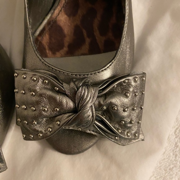 Ladies gently used high heel peekaboo pointy decorative toe  Gianni Bini 8M - Picture 6 of 11